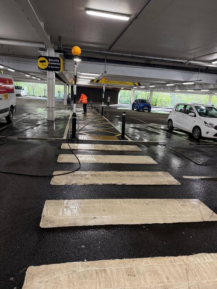 Car park surface cleaning by C&R