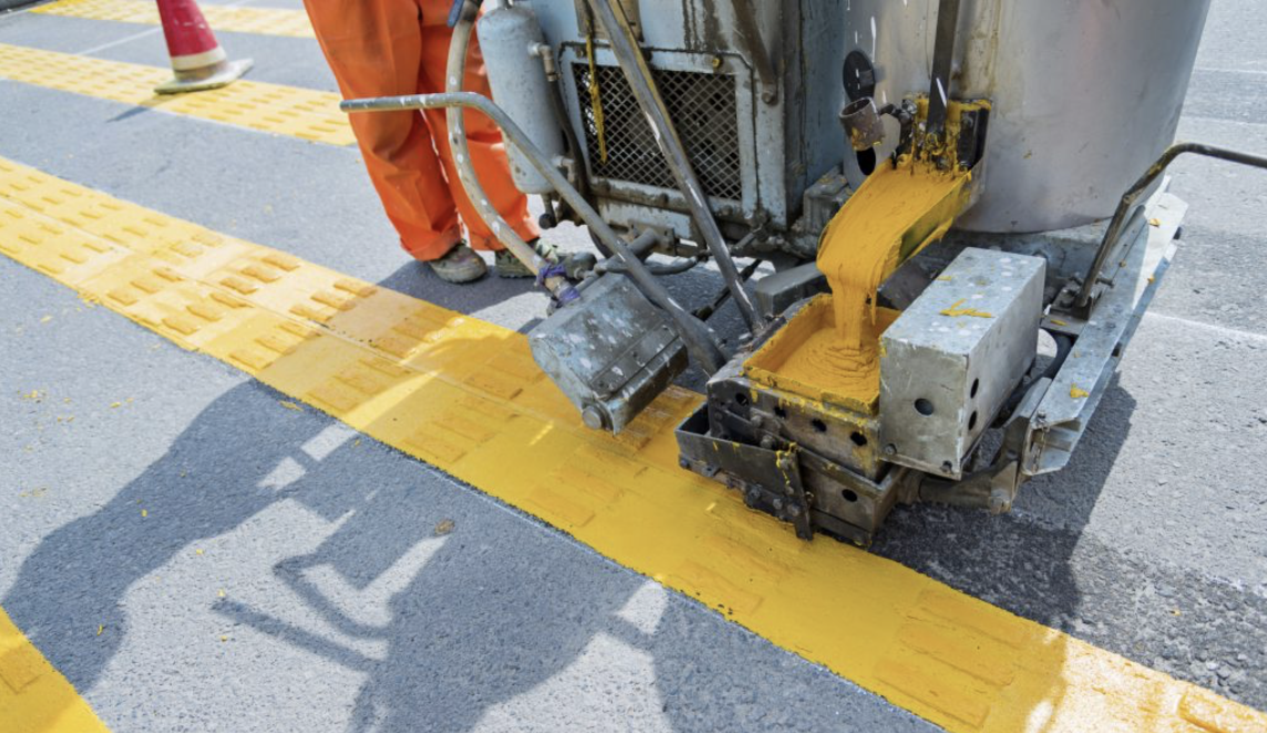 What is the difference between hot and cold line marking?
